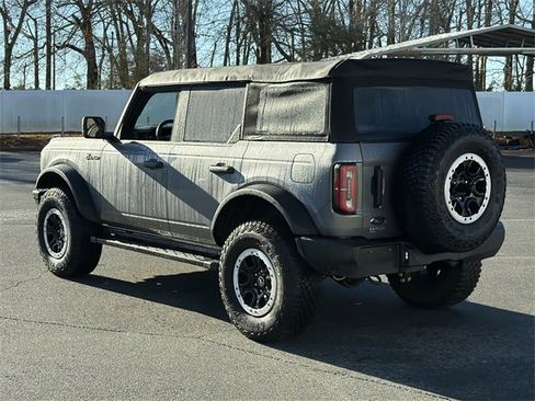 Used 2024 Ford Bronco Big Bend w/ Sasquatch Package image 12