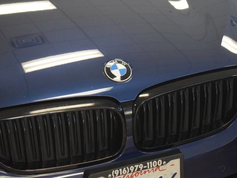 Used 2019 BMW 530i w/ Convenience Package image 11