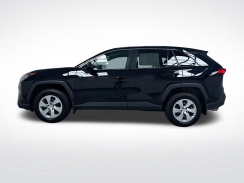 Certified 2022 Toyota RAV4 LE AWD/4WD image 12