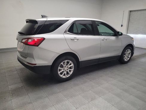 Used 2018 Chevrolet Equinox LT image 10
