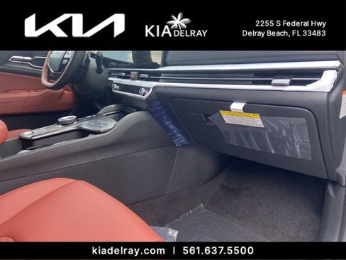 New 2026 Kia Sportage SX Prestige AWD/4WD image 11