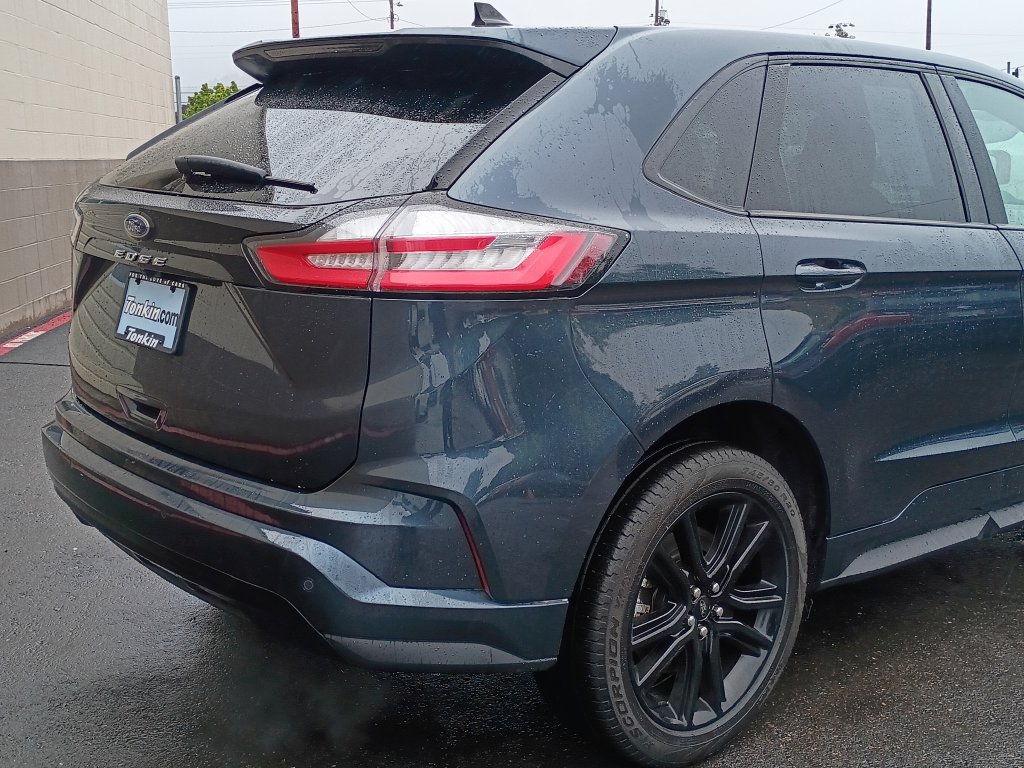 Used 2024 Ford Edge ST-Line AWD/4WD image 5
