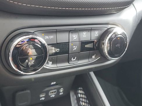 Certified 2023 Chevrolet TrailBlazer ACTIV w/ Sun and Liftgate Package FWD image 28