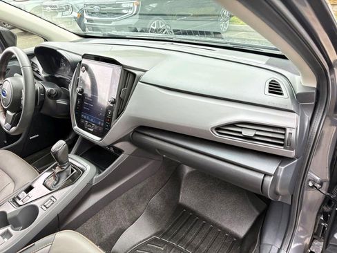 Used 2024 Subaru Crosstrek 2.5i Limited image 8