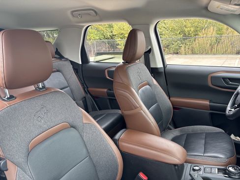 Used 2022 Ford Bronco Sport Outer Banks w/ Tech Package image 12