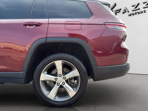 Used 2021 Jeep Grand Cherokee L Limited AWD/4WD image 24