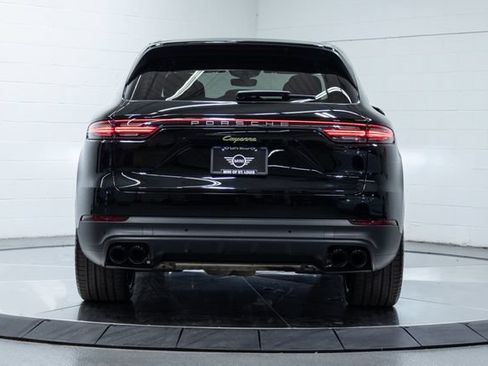 Used 2023 Porsche Cayenne Platinum Edition AWD/4WD image 7