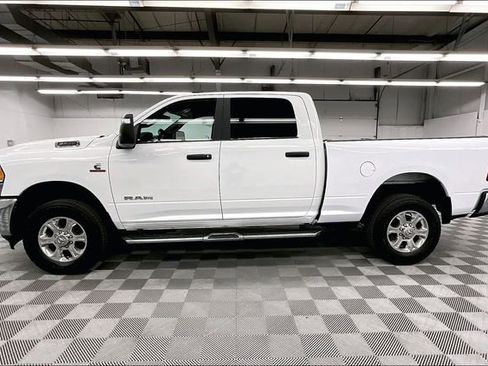 Used 2024 RAM 2500 Big Horn AWD/4WD image 14