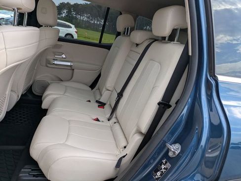 Used 2021 Mercedes-Benz GLB 250 image 18