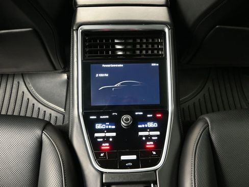 Used 2020 Porsche Panamera GTS image 12