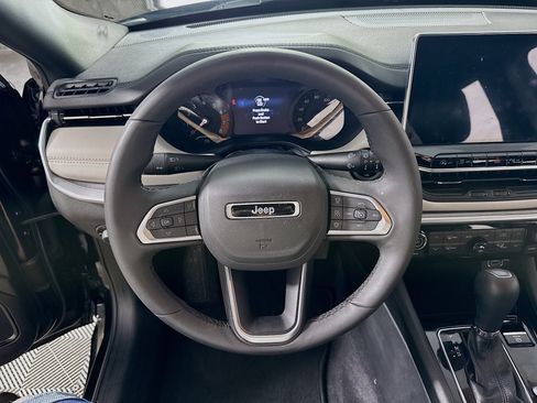 Used 2024 Jeep Compass Limited AWD/4WD image 14