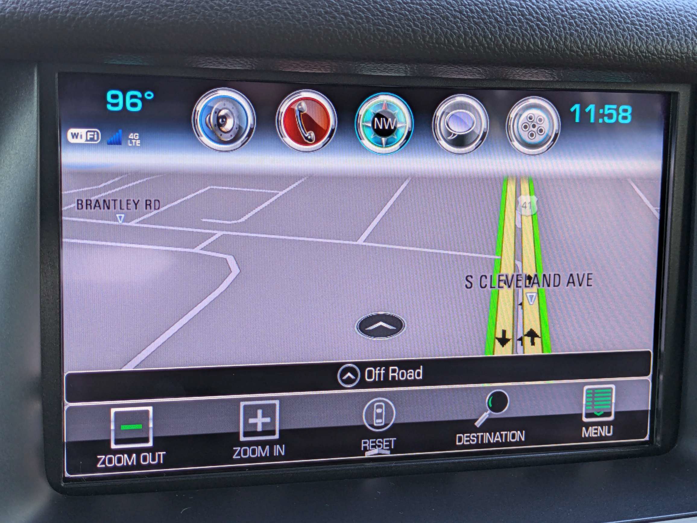 Used 2020 GMC Yukon Denali w/ Denali Ultimate Package RWD image 28