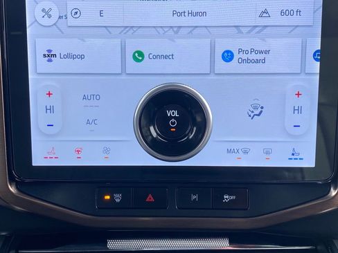 Used 2023 Ford F150 Lightning Lariat image 30