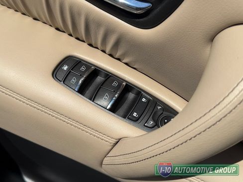 Used 2023 Nissan Armada Platinum w/ Captain's Chairs Package AWD/4WD image 15