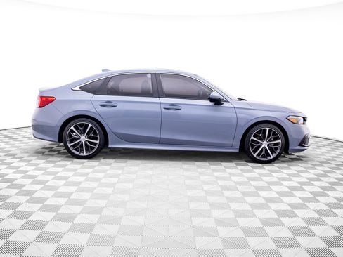 Used 2024 Honda Civic Touring image 6