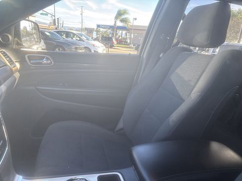 Used 2016 Jeep Grand Cherokee Laredo w/ Quick Order Package 23E image 18