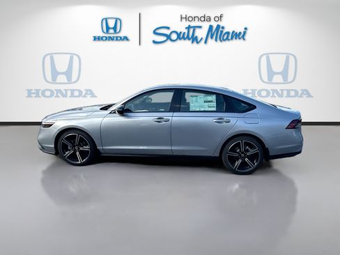 Certified 2026 Honda Accord SE image 4