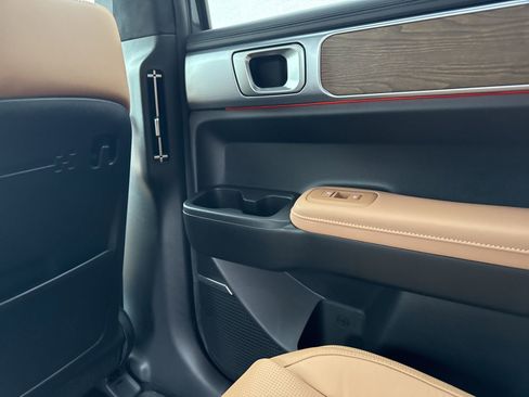 Used 2026 Hyundai Santa Fe Calligraphy image 21