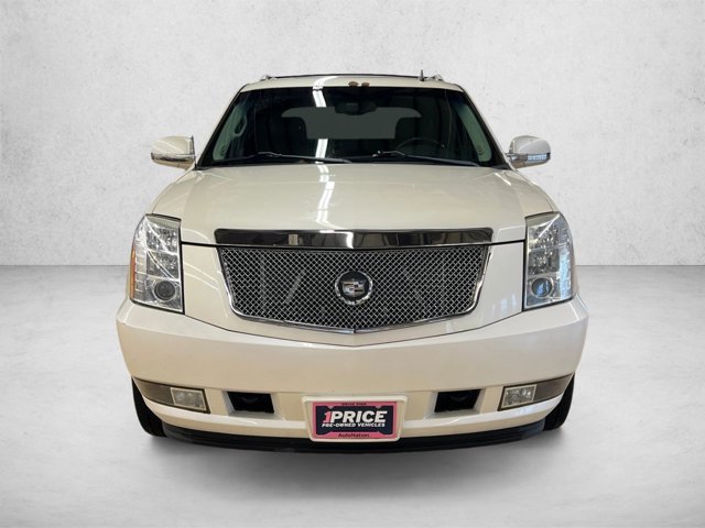 Used 2012 Cadillac Escalade EXT Luxury AWD/4WD image 2