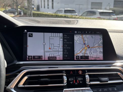 Used 2019 BMW X5 xDrive40i w/ M Sport Package image 25