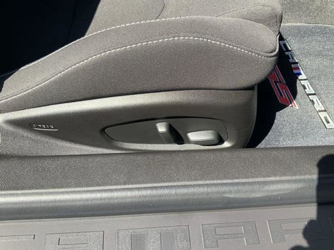 Used 2018 Chevrolet Camaro SS image 49