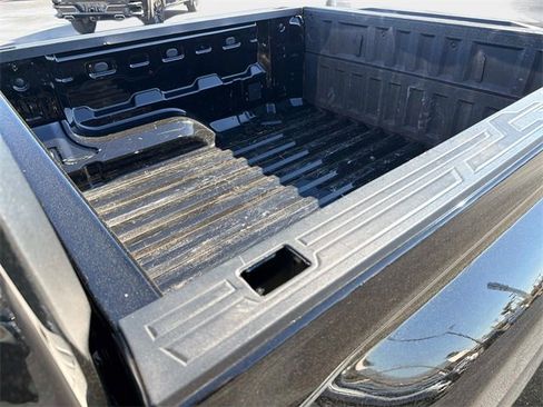 Used 2025 Chevrolet Colorado W/T w/ WT Custom Package image 11