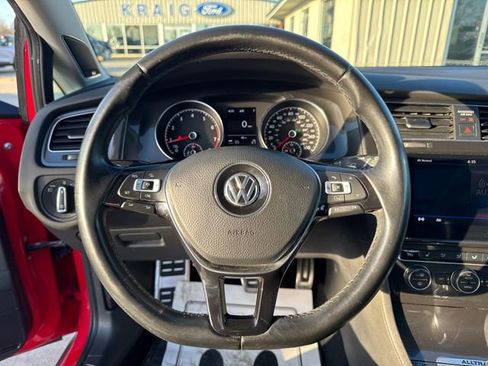 Used 2018 Volkswagen Golf Alltrack SEL AWD/4WD image 16