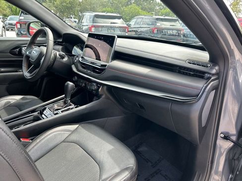 Used 2024 Jeep Compass Trailhawk image 36