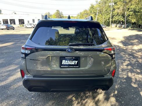 Certified 2025 Subaru Forester Premium image 26