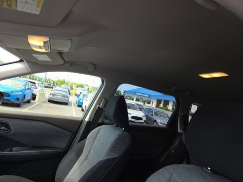 Used 2021 Nissan Rogue S AWD/4WD image 15