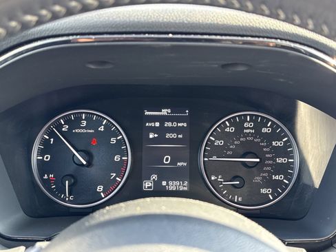 Used 2025 Subaru Outback Premium AWD/4WD image 14