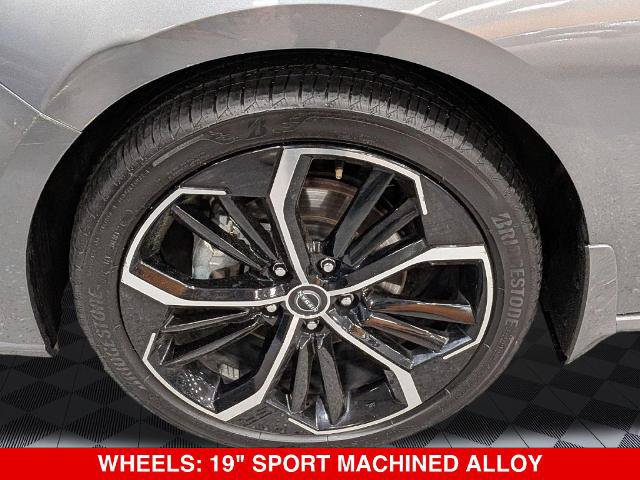 Certified 2025 Nissan Altima 2.5 SR AWD/4WD image 11