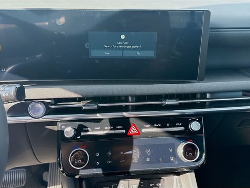 New 2025 Hyundai Santa Cruz Limited image 10