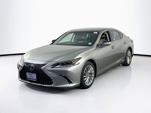 Used 2021 Lexus ES 300h Ultra Luxury w/ Accessory Package 2 image 1