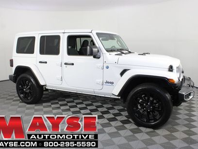 Used 2025 Jeep Wrangler Unlimited Sahara w/ Safety Group