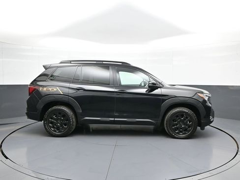 Certified 2023 Honda Passport TrailSport image 5
