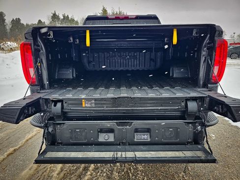 Used 2024 GMC Sierra 1500 AT4X image 41