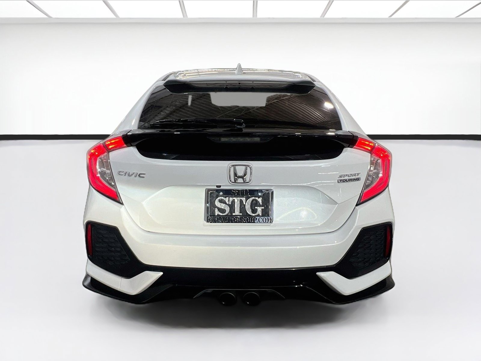 Used 2018 Honda Civic Sport Touring image 5