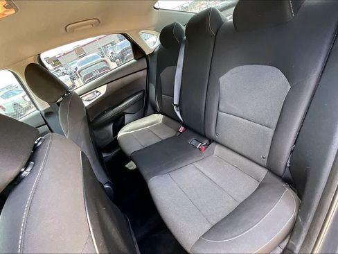 Certified 2023 Kia Forte LXS FWD image 27
