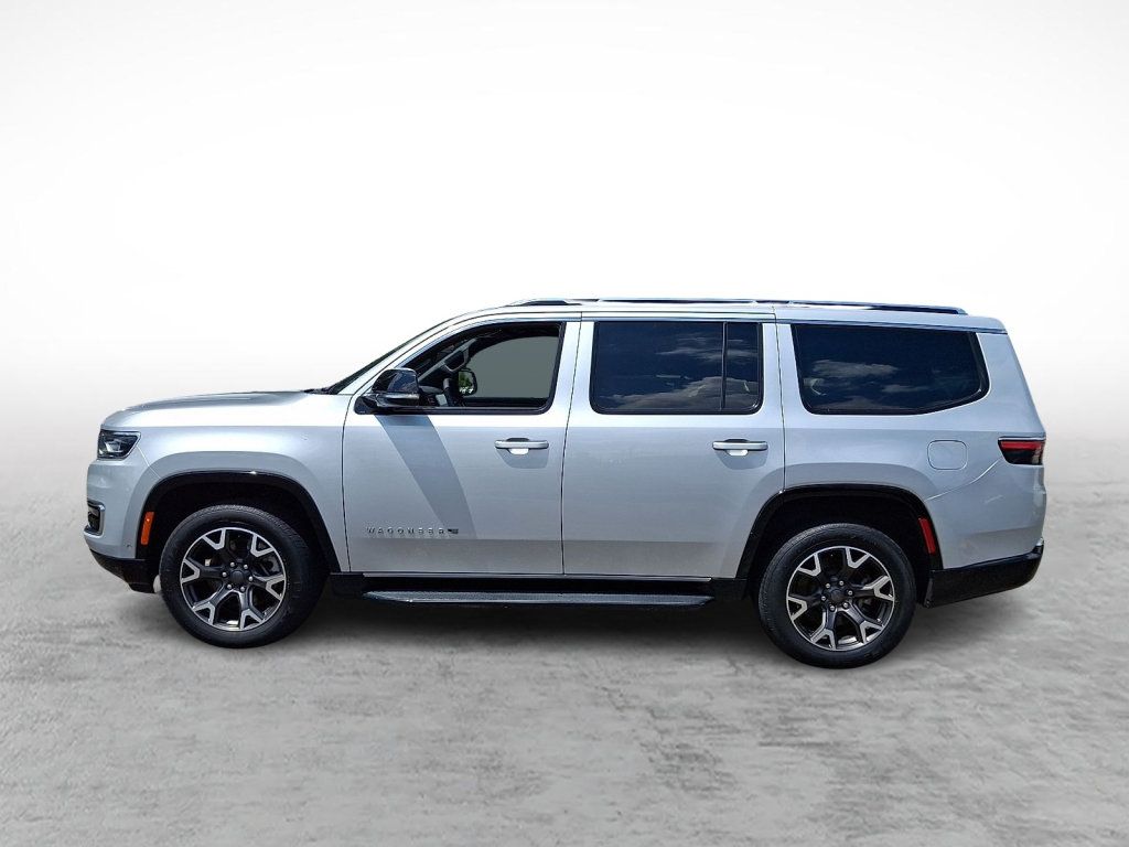 Used 2024 Jeep Wagoneer Series III AWD/4WD image 2