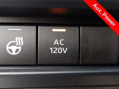 Certified 2025 Toyota Sequoia Platinum image 22