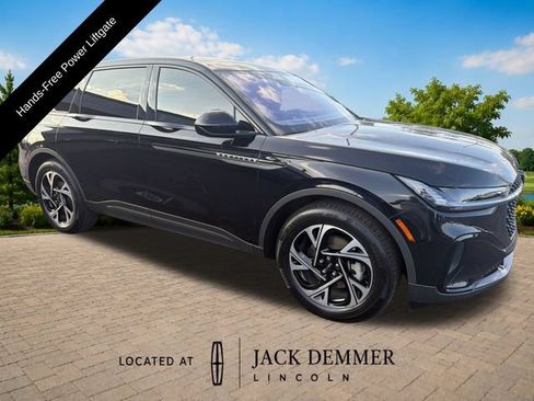 Used 2025 Lincoln Nautilus Premier w/ Equipment Group 102A AWD/4WD image 10