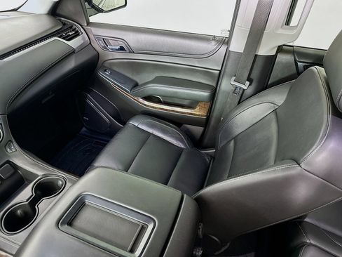 Used 2018 Chevrolet Tahoe LT w/ LT Midnight Edition AWD/4WD image 25