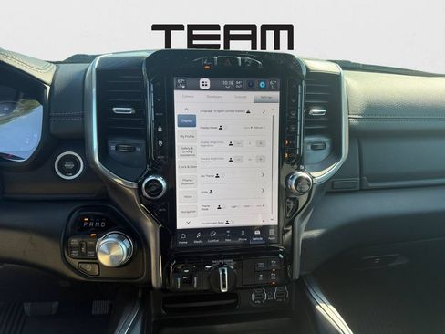 Used 2023 RAM 1500 Laramie AWD/4WD image 13