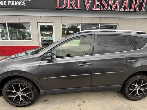 Used 2016 Toyota RAV4 SE w/ Advanced Technology Package AWD/4WD image 5