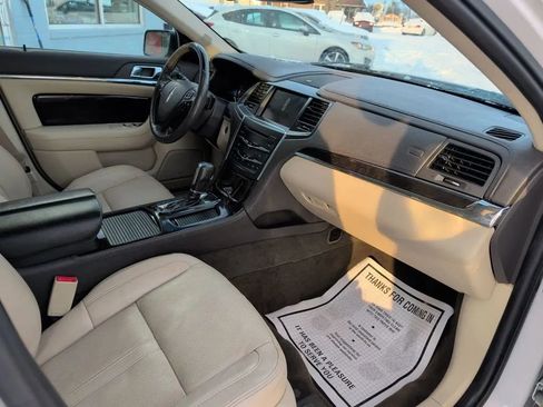 Used 2015 Lincoln MKS AWD w/ Equipment Group 101A image 30