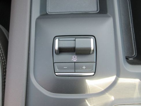 New 2026 GMC Sierra 2500 Denali AWD/4WD image 20