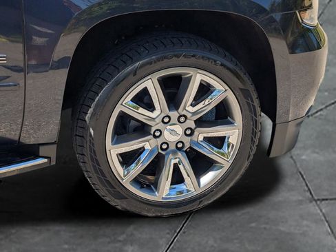 Used 2019 Chevrolet Tahoe Premier AWD/4WD image 11