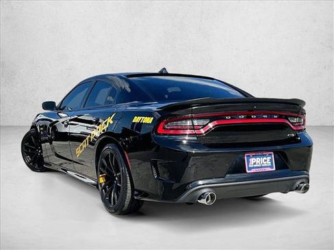 Used 2019 Dodge Charger Scat Pack w/ Daytona Edition Group image 13