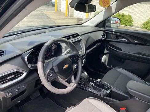 Used 2022 Chevrolet TrailBlazer LT AWD/4WD image 18
